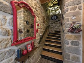 Old Rooms Hotel